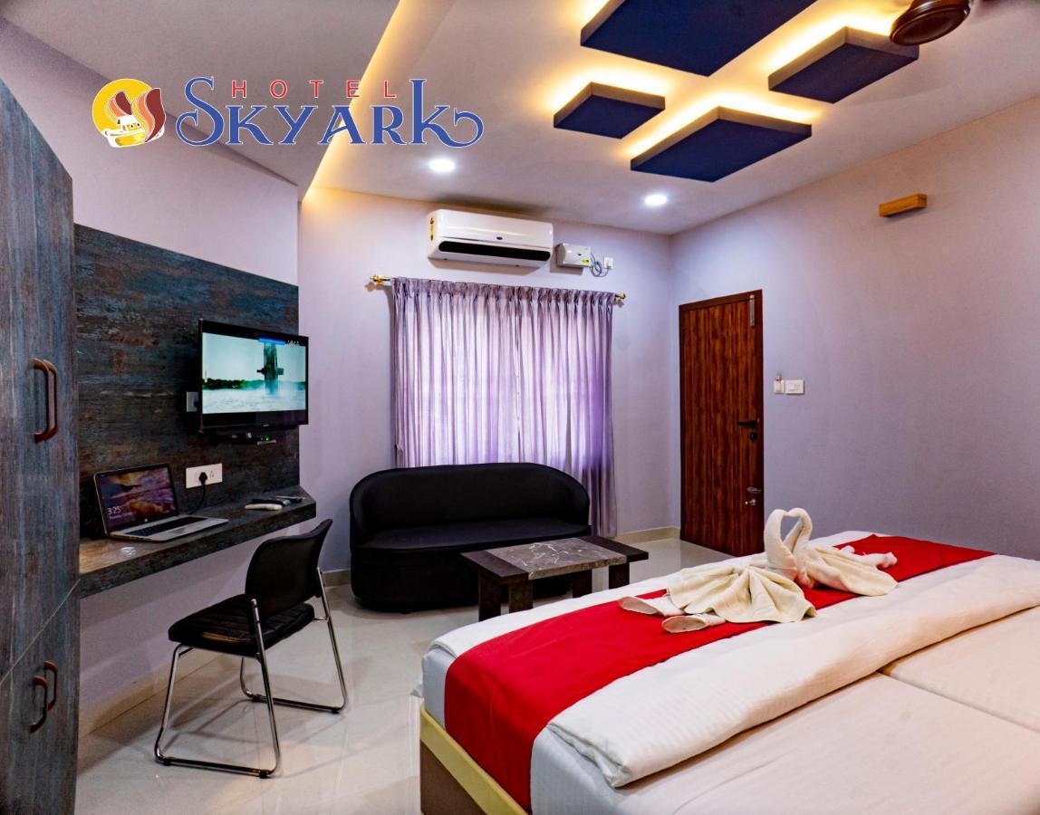 Hotel Skyark Kanyakumari Esterno foto