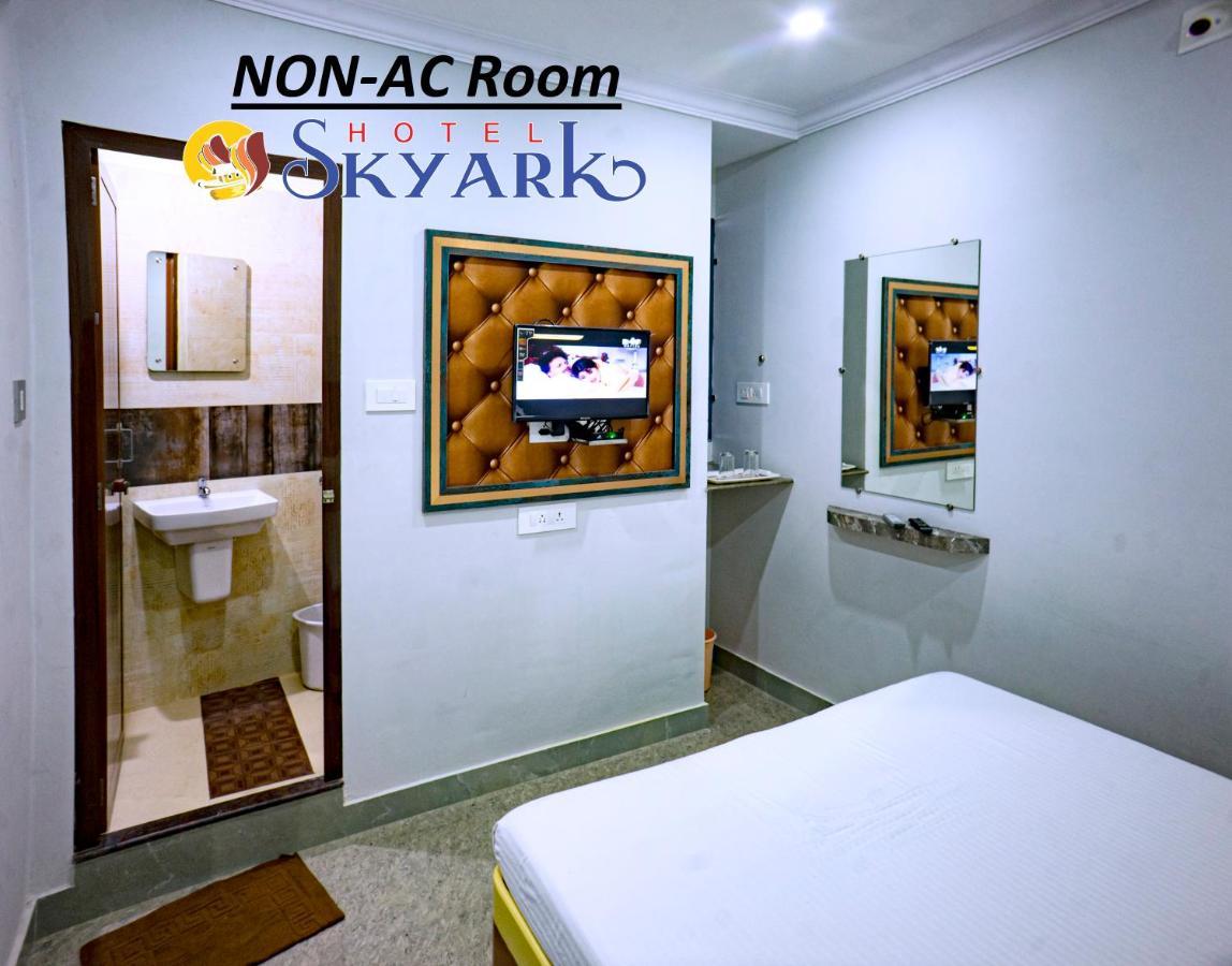 Hotel Skyark Kanyakumari Esterno foto